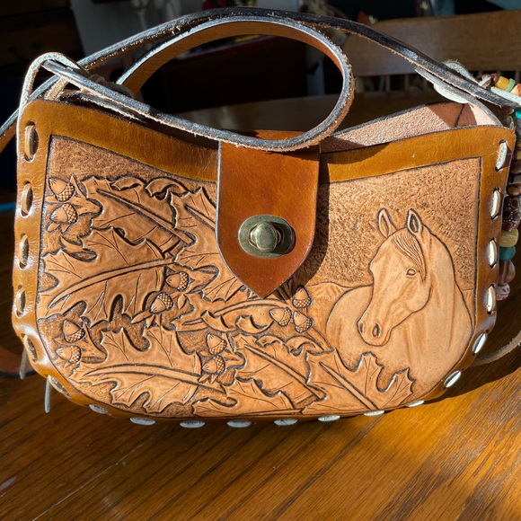 Handbags - Leather tooled crossbody purse!  Vintage - like new - minimal wear.